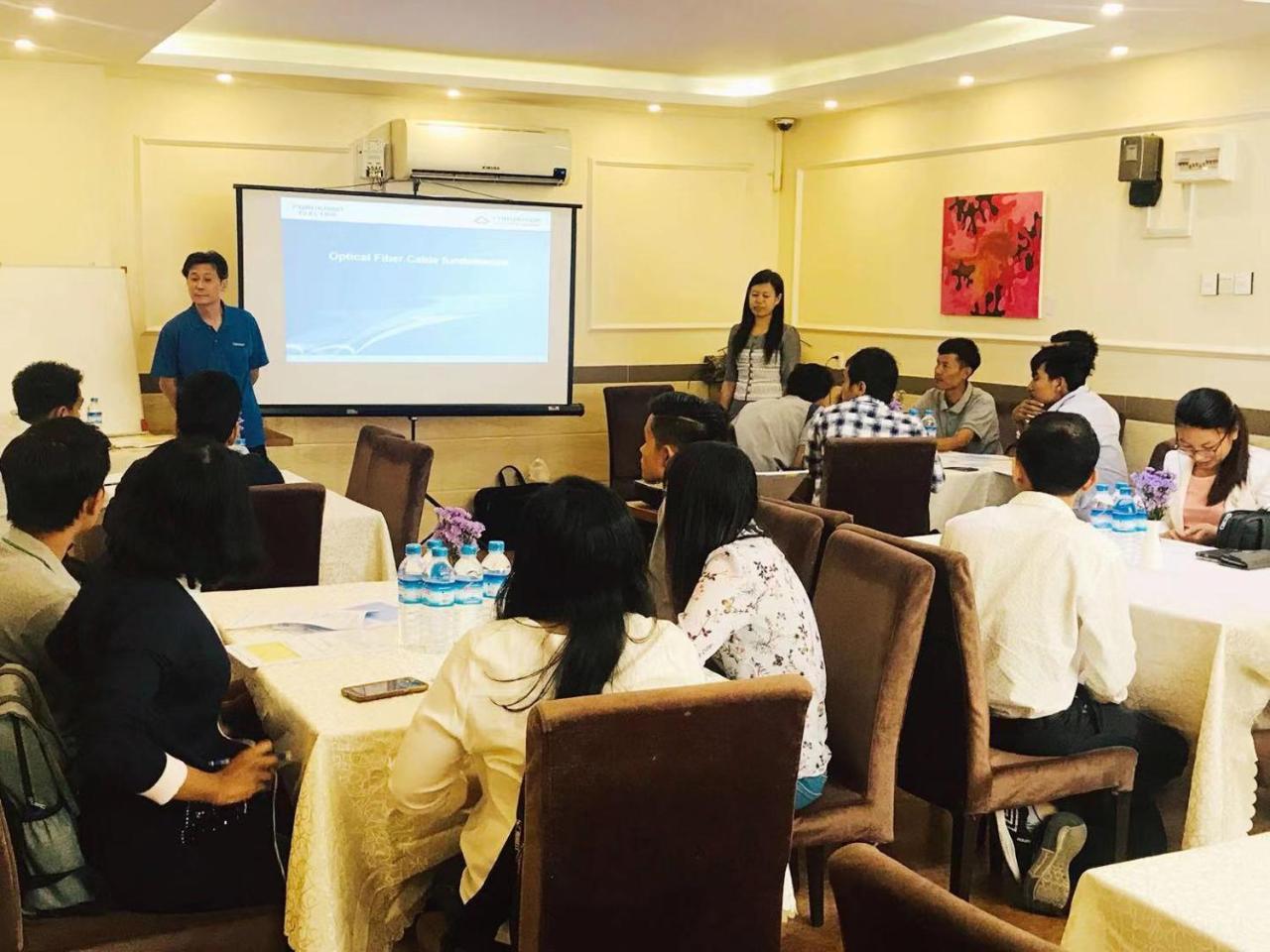 Sunny Holiday Hotel Gyogon Bagian luar foto